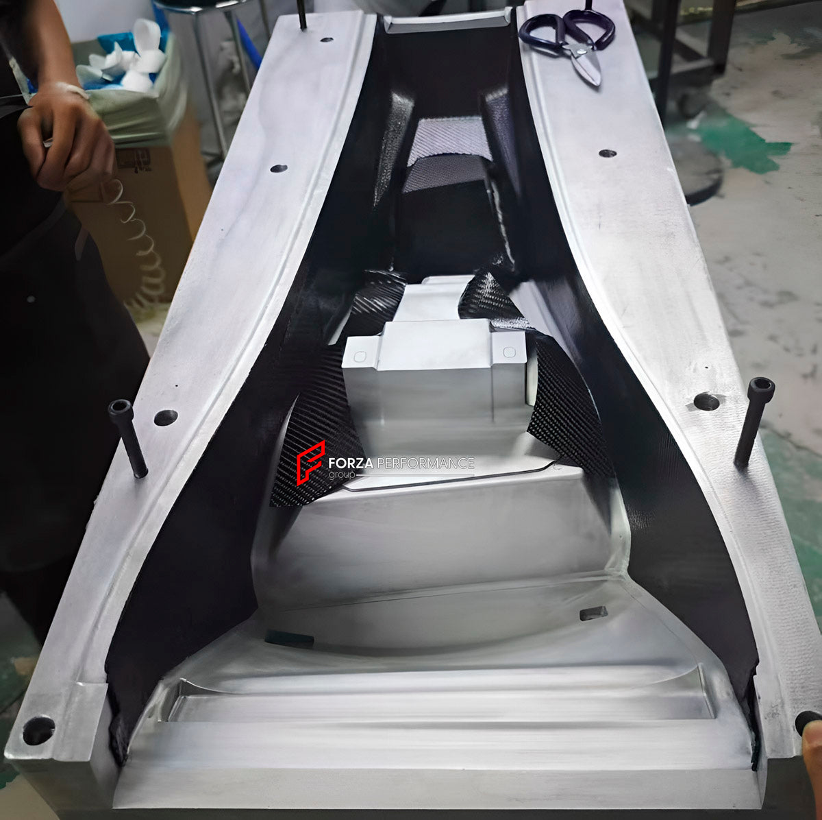 Dry Carbon Central Console for BMW M2 G87 M3 G80 G81 M4 G82 G83 2021+
Set includes:

Central Console
Material: Dry Carbon

NOTE: Professional installation is required.