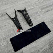 DRY CARBON CENTRAL CONTROL PANEL TRIM for FERRARI 488 GTB 2015 - 2020

Set includes:
Central Control Panel Trim

Material: Dry Carbon

NOTE: Professional installation is required.