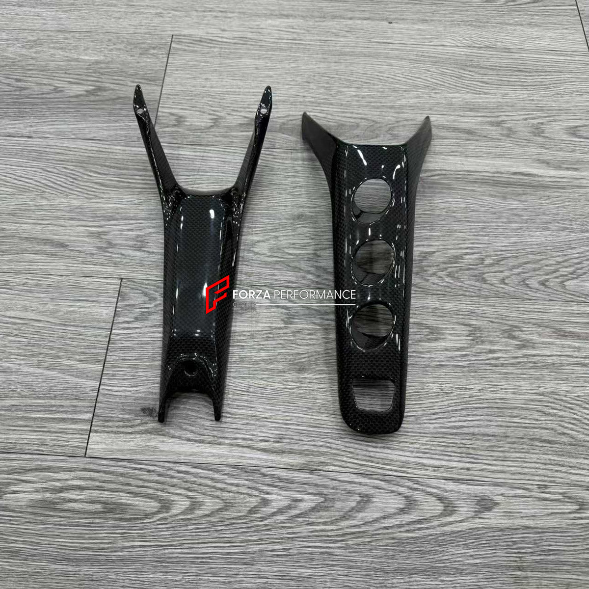 DRY CARBON CENTRAL CONTROL PANEL TRIM for FERRARI 488 GTB 2015 - 2020

Set includes:
Central Control Panel Trim

Material: Dry Carbon

NOTE: Professional installation is required.