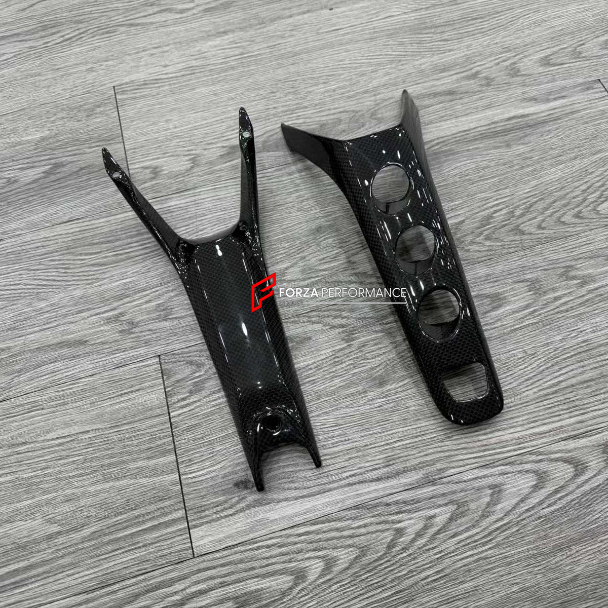 DRY CARBON CENTRAL CONTROL PANEL TRIM for FERRARI 488 GTB 2015 - 2020

Set includes:
Central Control Panel Trim

Material: Dry Carbon

NOTE: Professional installation is required.