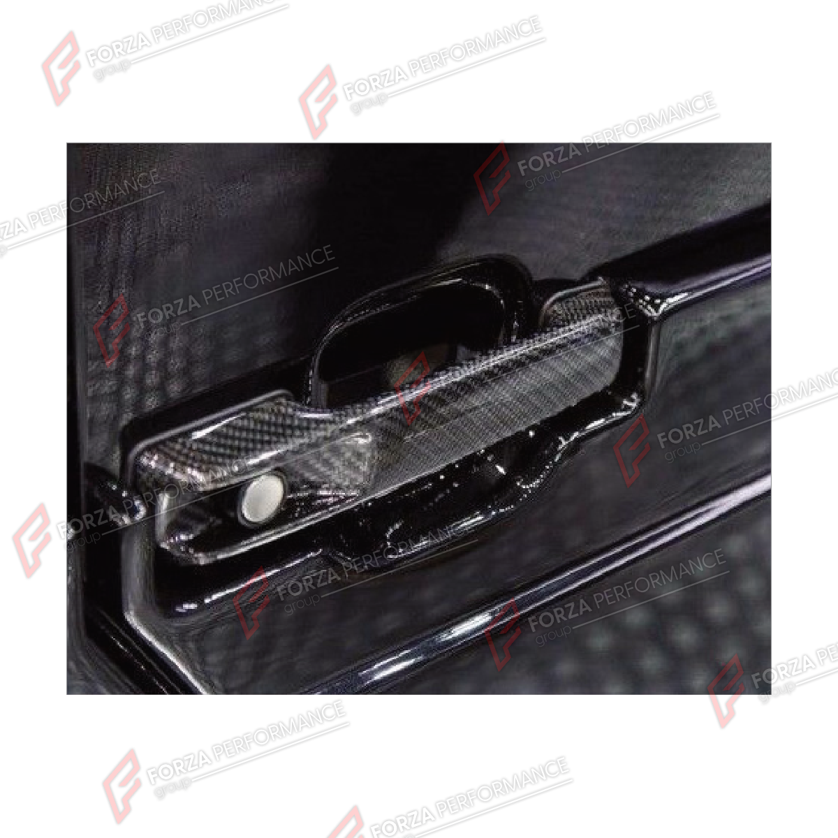 DRY CARBON DOOR HANDLE COVERS for MERCEDES-BENZ G-CLASS W463 2008 - 2018

Set includes:
Door Handle Covers

Material: Dry Carbon

NOTE: Professional installation is required.