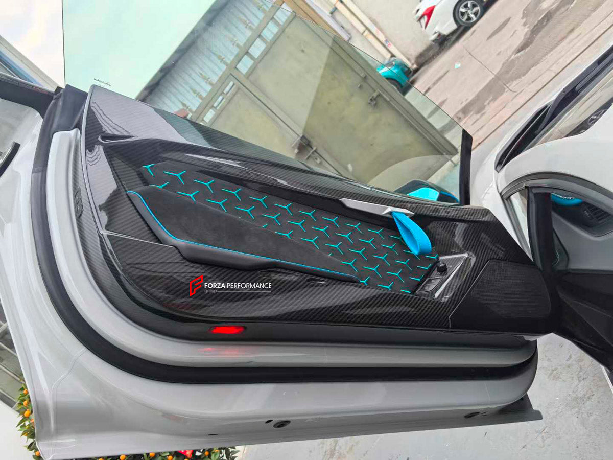 DRY CARBON DOOR PANELS for LAMBORGHINI AVENTADOR LP700 LP700-4 LP720 LP740 LP750 LP770 SVJ S ROADSTER

Set includes:

Door Panels
Door Handles
Material: Dry Carbon

NOTE: Professional installation is required.