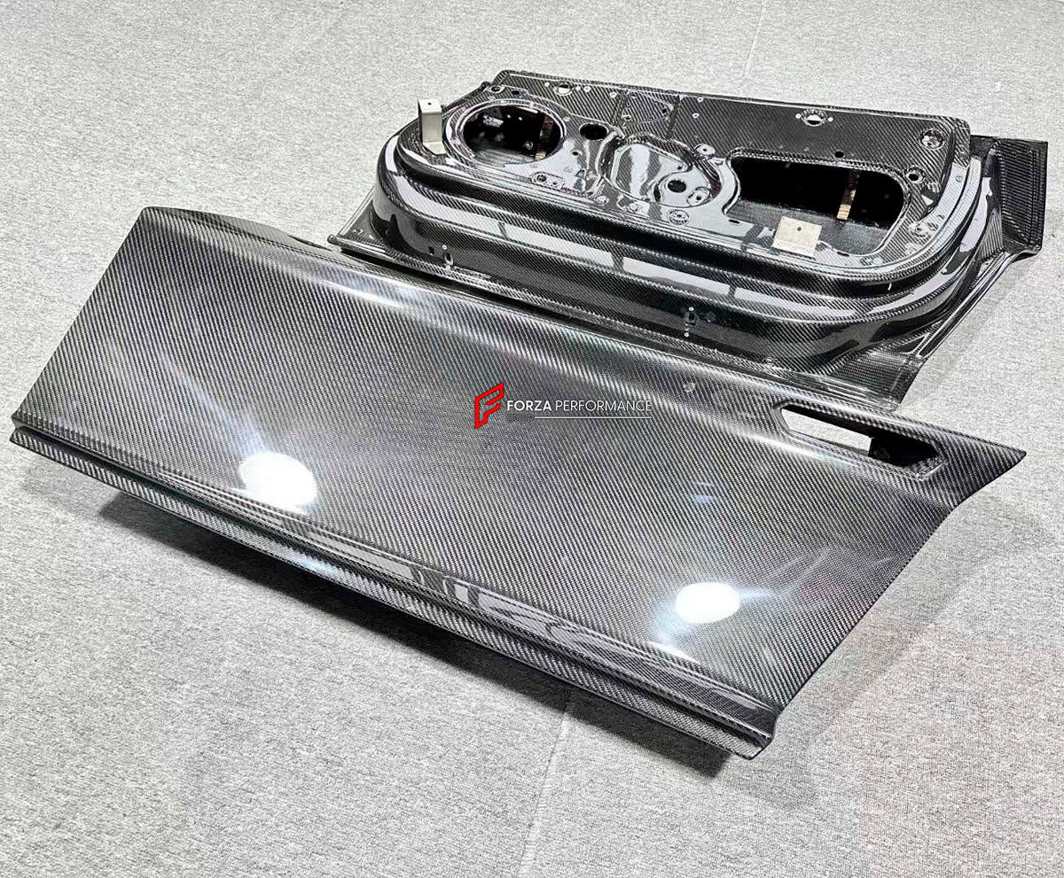 DRY CARBON Doors for Lamborghini Aventador LP700 LP720 LP750 2011 - 2022
Set includes:

Doors
Material: Dry Carbon

NOTE: Professional installation is required.