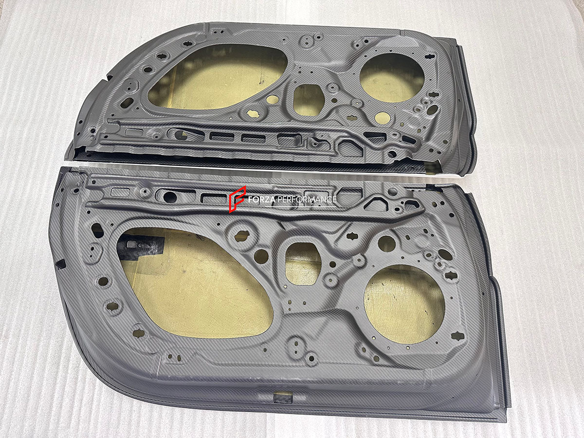 DRY CARBON DOORS for PORSCHE 911 992 CARRERA S GTS TURBO GT3

Set includes:

Left Door
Right Door

Material: Dry Carbon Fiber

NOTE: Professional installation is required