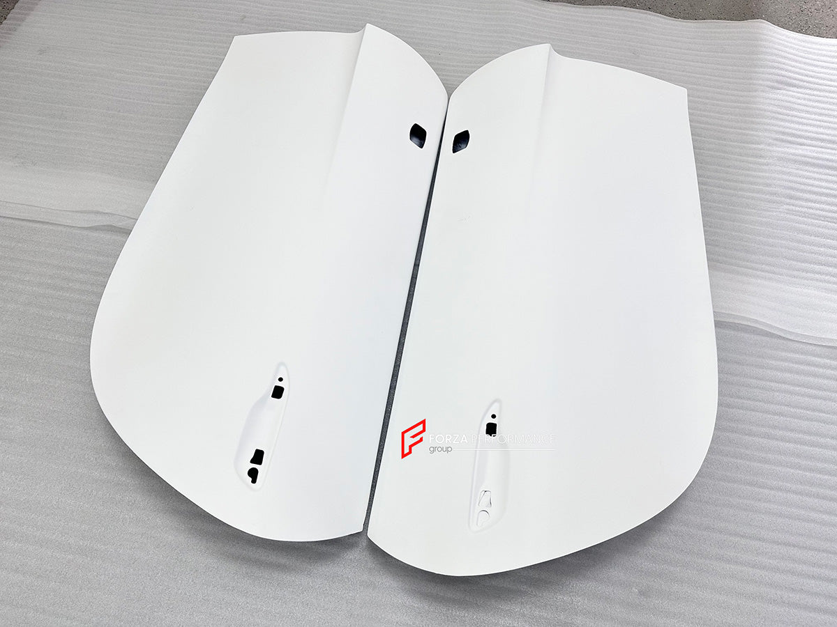 DRY CARBON DOORS for PORSCHE 911 992 CARRERA S GTS TURBO GT3

Set includes:

Left Door
Right Door

Material: Dry Carbon Fiber

NOTE: Professional installation is required