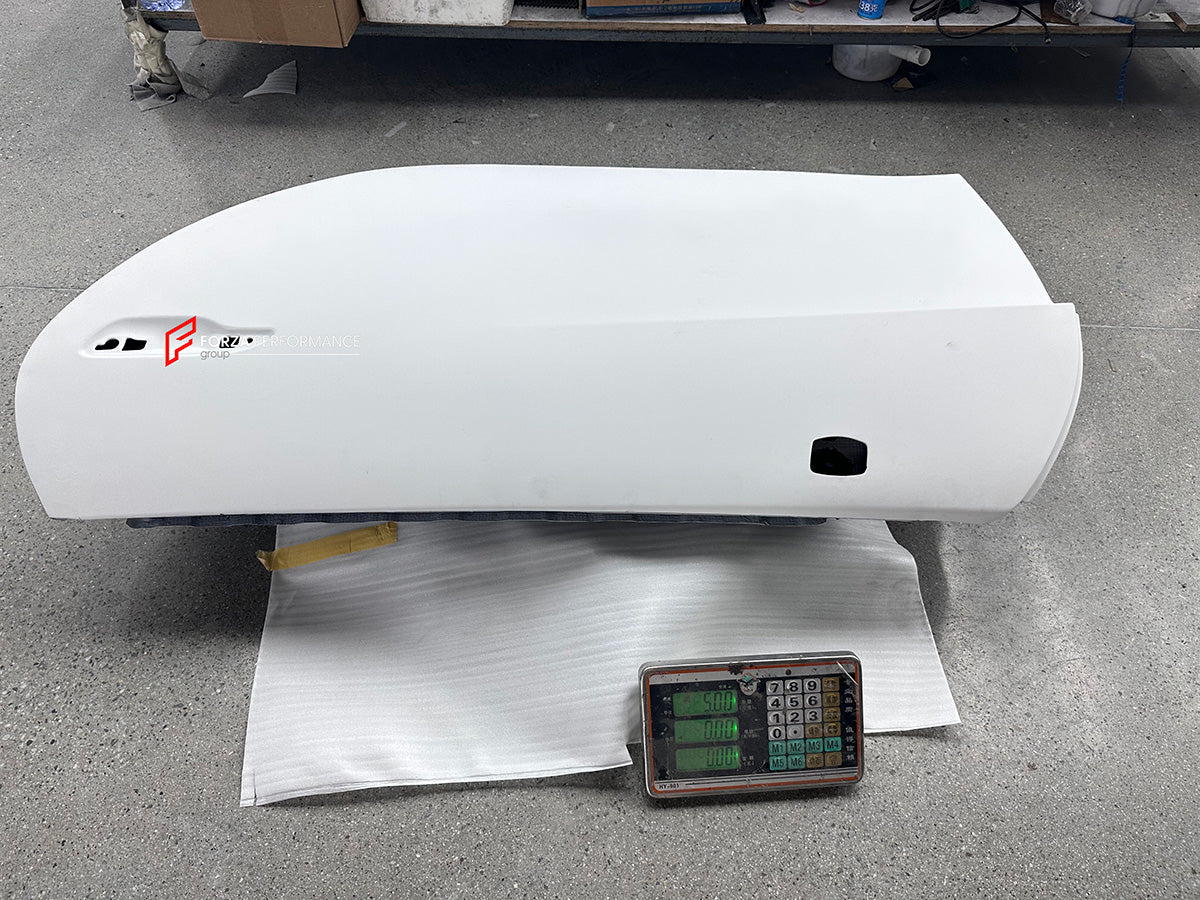 DRY CARBON DOORS for PORSCHE 911 992 CARRERA S GTS TURBO GT3

Set includes:

Left Door
Right Door

Material: Dry Carbon Fiber

NOTE: Professional installation is required