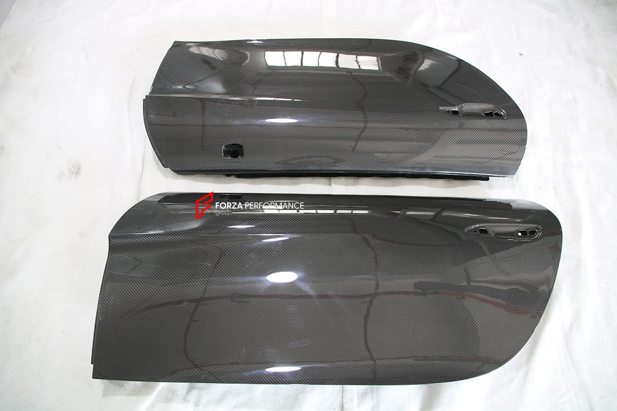 DRY CARBON DOORS for PORSCHE 911 992 GT3 RS

Set includes:

Left Door
Right Door

Material: Dry Carbon Fiber

NOTE: Professional installation is required

CONTACT US FOR PRICING
