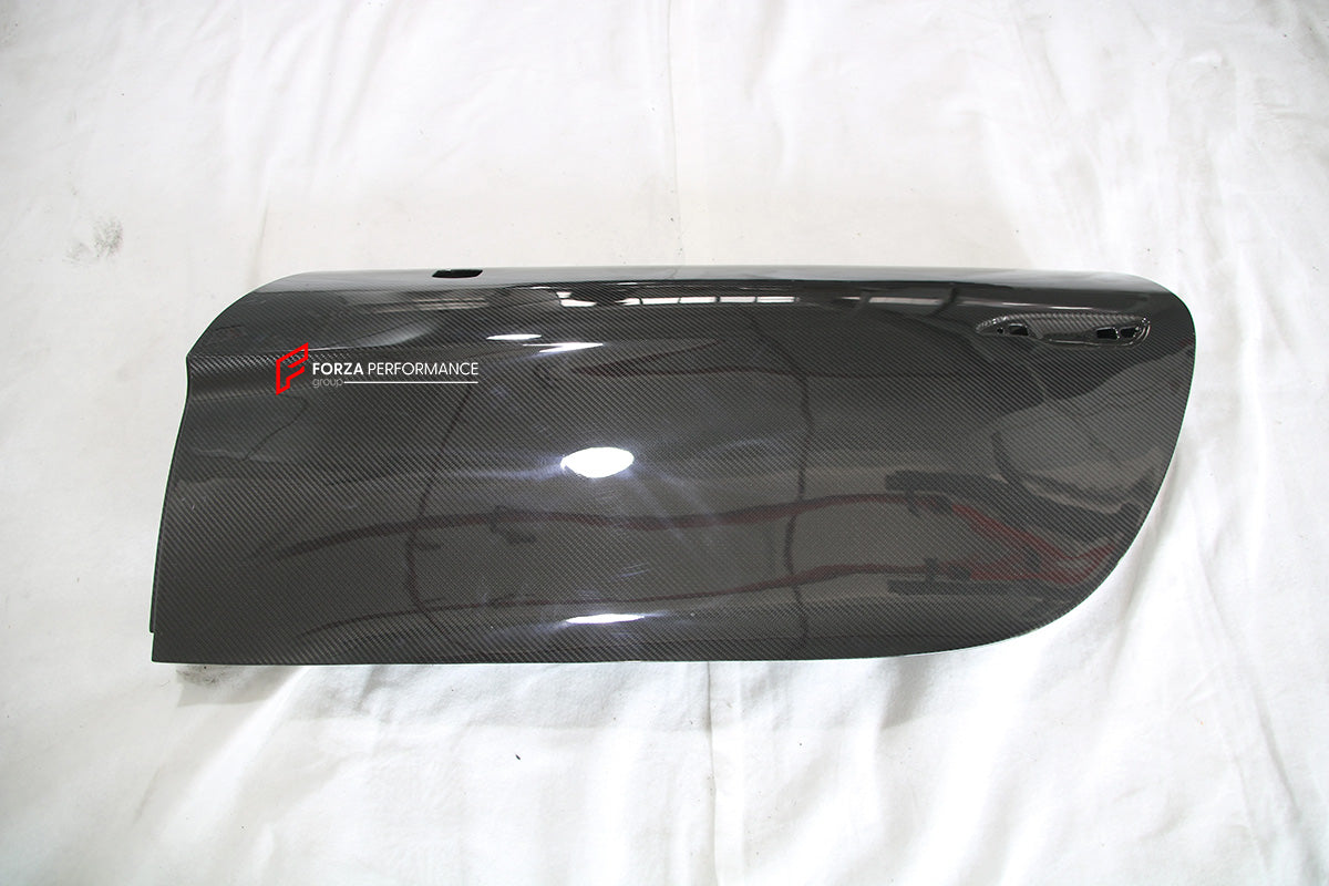DRY CARBON DOORS for PORSCHE 911 992 GT3 RS

Set includes:

Left Door
Right Door

Material: Dry Carbon Fiber

NOTE: Professional installation is required

CONTACT US FOR PRICING