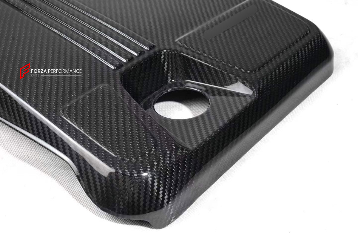 DRY CARBON ENGINE COVER for CADILLAC CT5 2019+

Set includes:
Engine Cover

Material: Dry Carbon

NOTE: Professional installation is required.