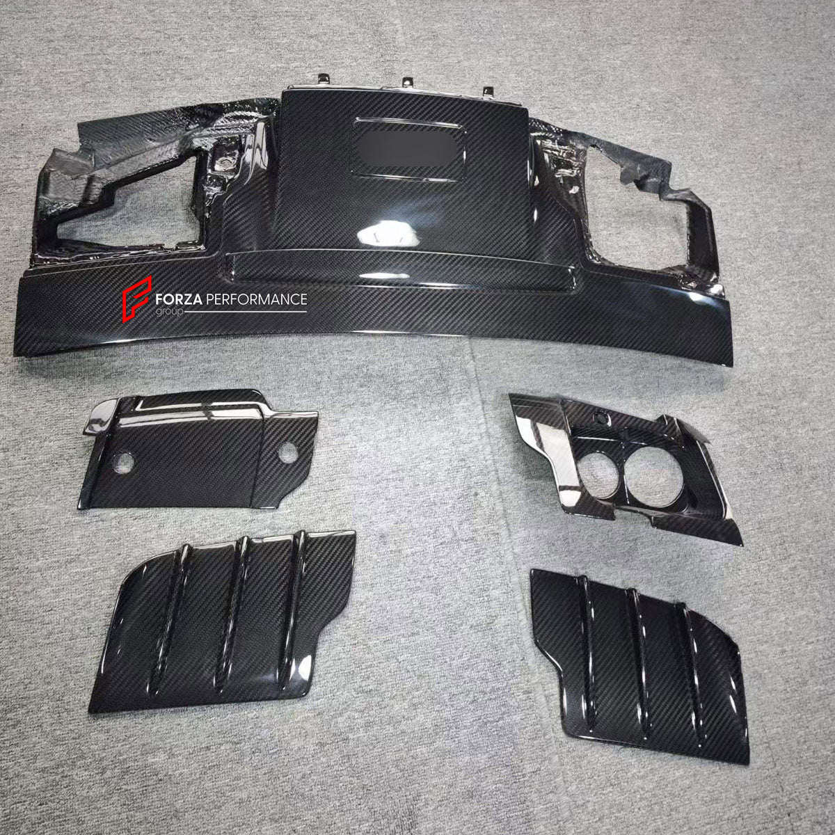DRY CARBON ENGINE COVER for PORSCHE 911 992.1 GT3 4.0 2019 - 2025

Set includes:
Engine Cover

Material: Dry Carbon

NOTE: Professional installation is required.