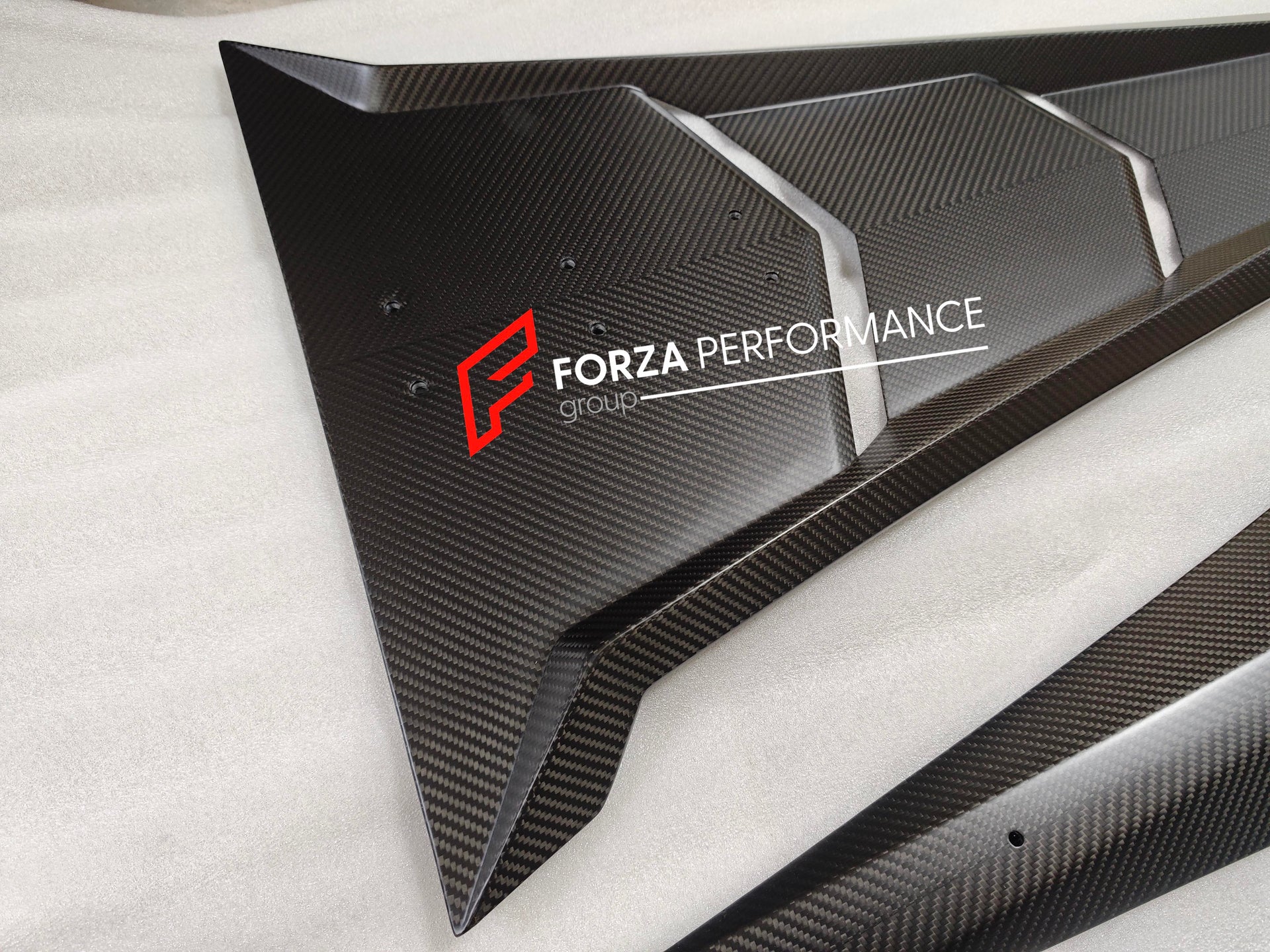 DRY CARBON ENGINE COVER WITH SPOILER WING for LAMBORGHINI REVUELTO DUKE 2023+ custom fit buy Ragnarok style design
