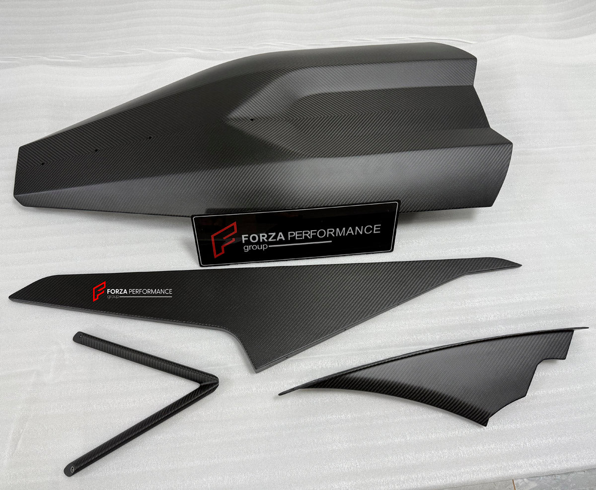 DRY CARBON ENGINE HOOD AIR INTAKE for LAMBORGHINI REVUELTO 2023+ FORZA PERFORMANCE 1016
Set includes:

Engine Hood Air Intake
Material: Dry Carbon

NOTE: Professional installation is required.