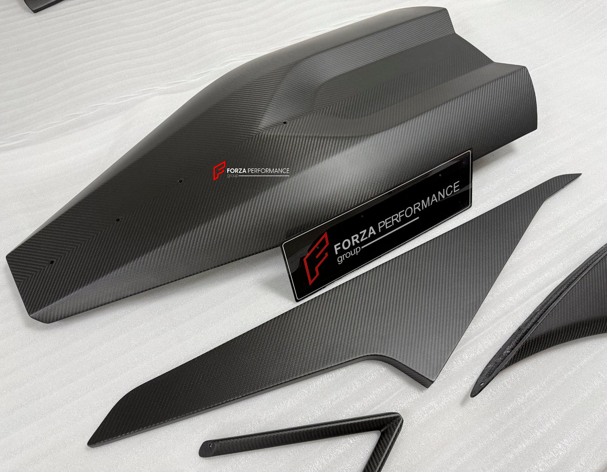 DRY CARBON ENGINE HOOD AIR INTAKE for LAMBORGHINI REVUELTO 2023+ FORZA PERFORMANCE 1016
Set includes:

Engine Hood Air Intake
Material: Dry Carbon

NOTE: Professional installation is required.