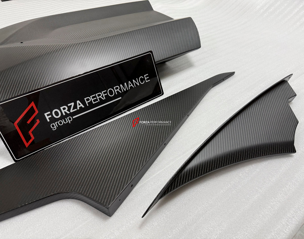DRY CARBON ENGINE HOOD AIR INTAKE for LAMBORGHINI REVUELTO 2023+ FORZA PERFORMANCE 1016
Set includes:

Engine Hood Air Intake
Material: Dry Carbon

NOTE: Professional installation is required.