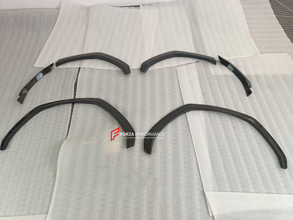 DRY CARBON FENDER FLARES for LAMBORGHINI URUS 2018+