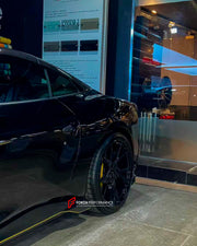 DRY CARBON FIBER BODY KIT for FERRARI PORTOFINO 2017 - 2021

Set includes:

Front Lip
Front Bumper Trims

Front Bumper Canards
Hood Air Vents Cover
Front Fender Trims
Side Skirts

Rear Bumper Trims
Rear Diffuser
Exhaust Tips

Material: Dry Carbon Fiber

NOTE: Professional installation is required