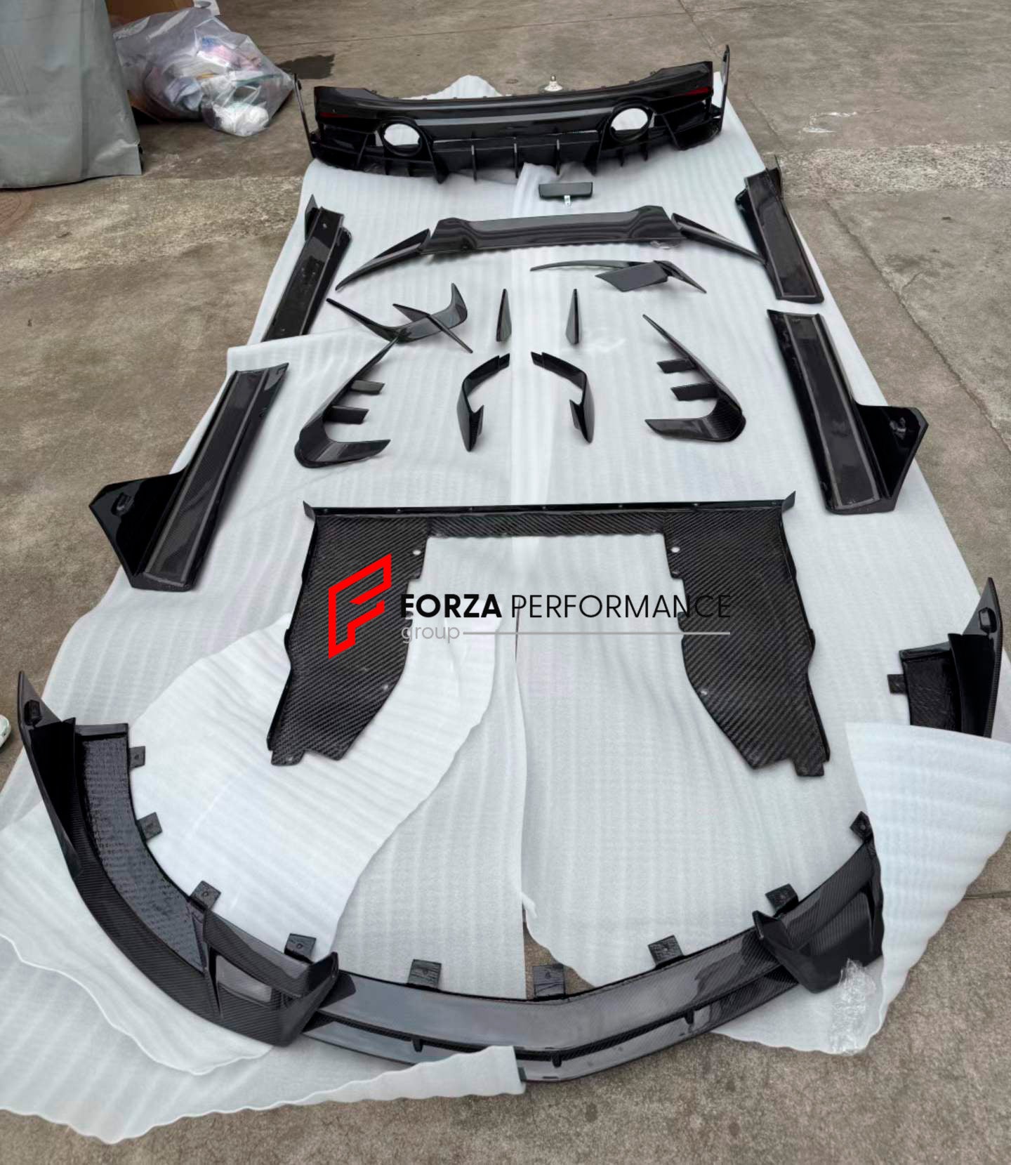 DRY CARBON FIBER BODY KIT for MCLAREN GT 2020+ Forza Performance custom fit buy IMP Design Performance