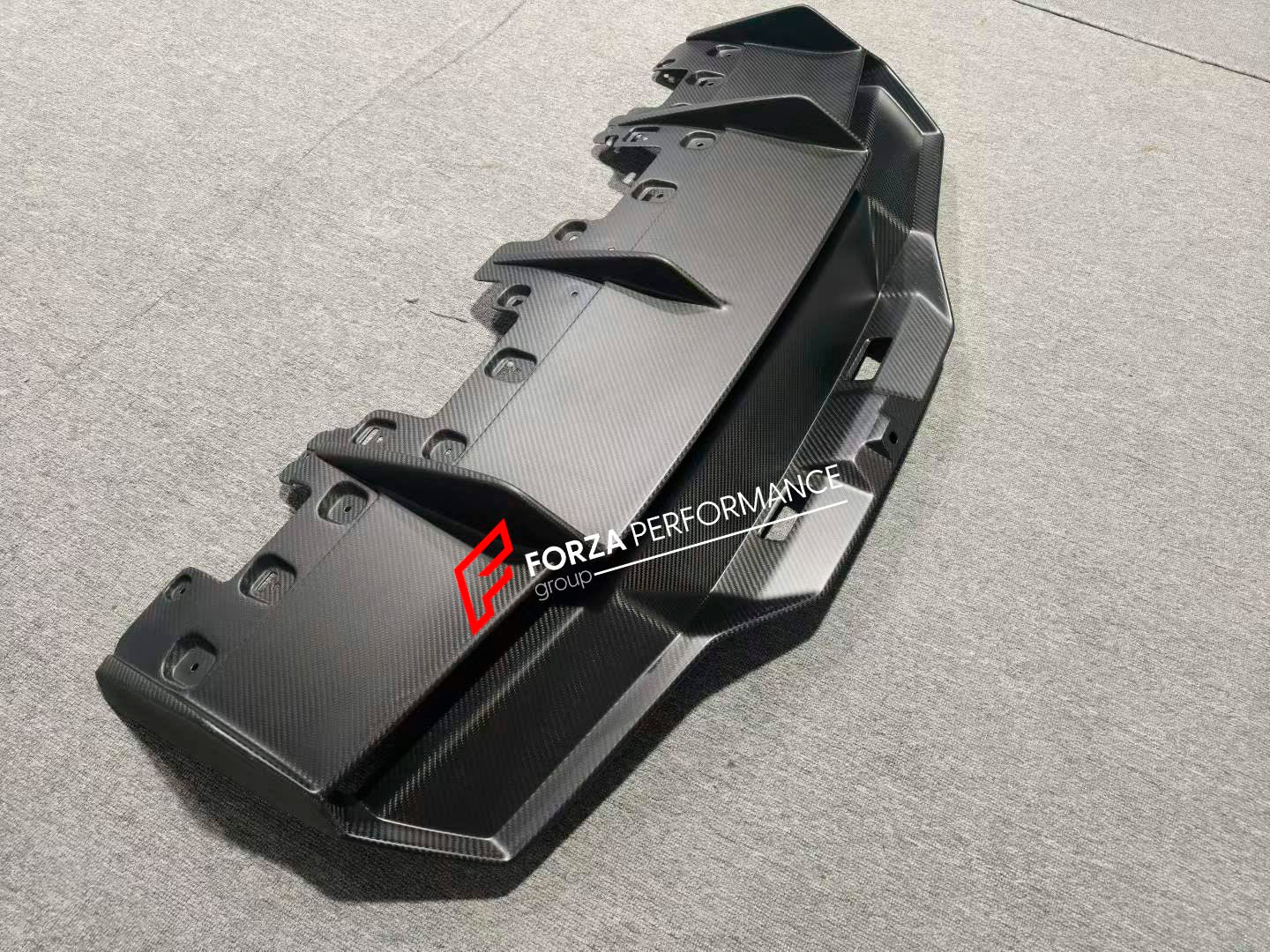 DRY CARBON FIBER REAR DIFFUSER for LAMBORGHINI HURACAN LP 640-2 STO 2014 - 2019