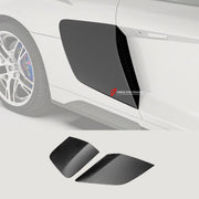 DRY CARBON FIBER SIDE AIR INTAKE SCOOPS for AUDI R8 4S FACELIFT 2019 - 2023
Set includes:

Side Air Intake Scoops
Material: Dry Carbon

NOTE: Professional installation is required.