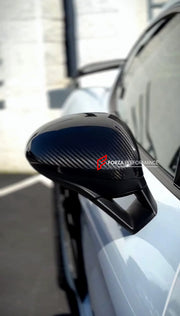 DRY CARBON FIBER SIDE MIRROR COVERS for PORSCHE 718 982 CAYMAN BOXSTER 2016+

Set includes: 

Side Mirror Covers

Material: DRY CARBON FIBER

NOTE: Professional installation is required. 