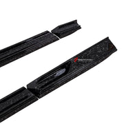 DRY CARBON FIBER SIDE SKIRTS for ASTON MARTIN DBX 2020+
Set includes:

Side Skirts
Material: Dry Carbon

NOTE: Professional installation is required.