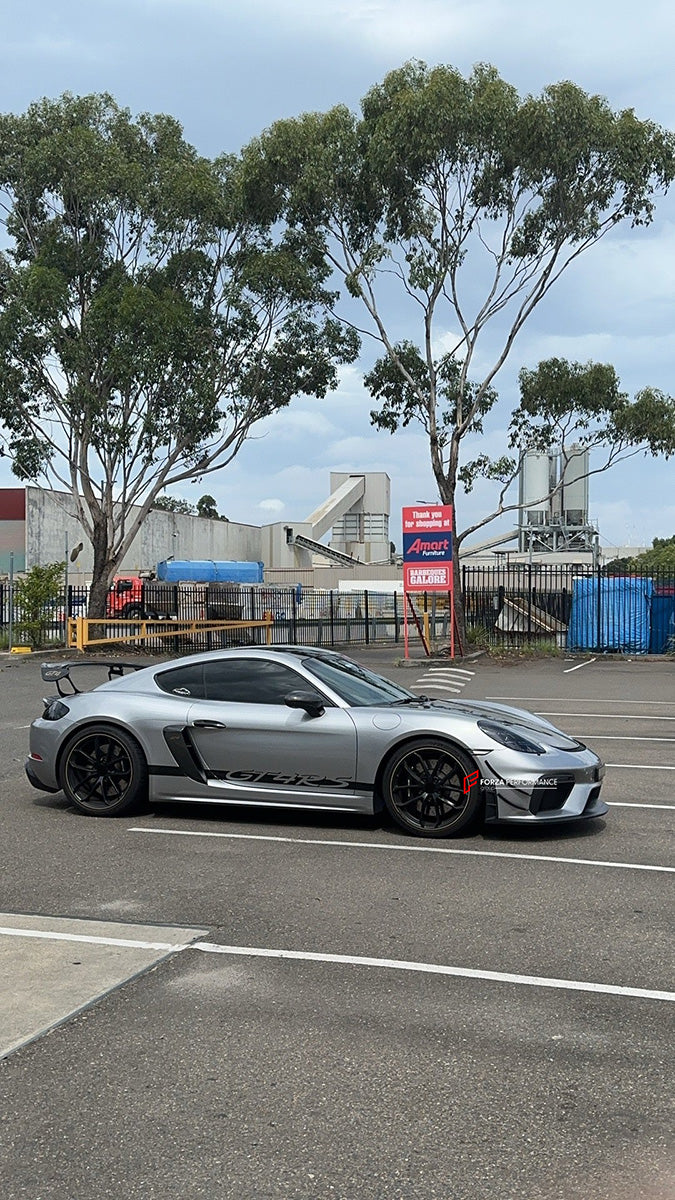 DRY CARBON FRONT BUMPER CANARDS for PORSCHE 718 982 GT4 2016+

Set includes:

Front Bumper Canards

Material: Dry Carbon

Note: Professional installation is required