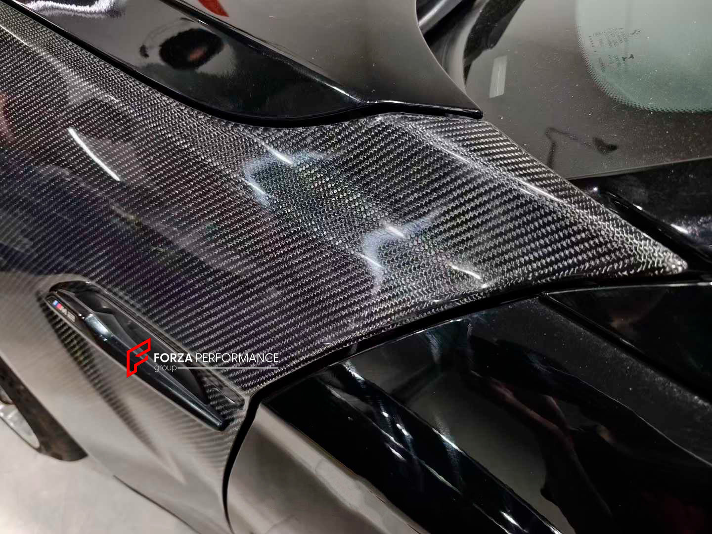DRY CARBON FRONT FENDERS for BMW M2 COMPETITION F87 2015 - 2021

Set includes:

Front Fenders

Material: Dry Carbon

NOTE: Professional installation is required