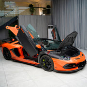DRY CARBON Front Fenders for Lamborghini Aventador LP700 LP720 LP750 2011 - 2022
Set includes:

Front Fenders
Material: Dry Carbon

NOTE: Professional installation is required.