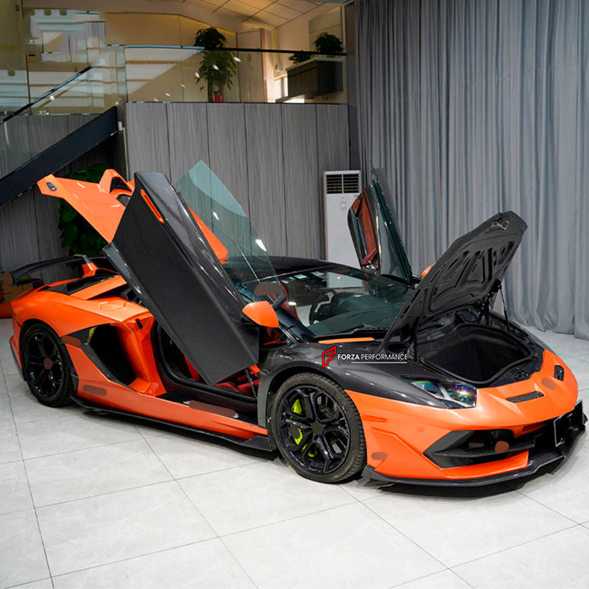 DRY CARBON Front Fenders for Lamborghini Aventador LP700 LP720 LP750 2011 - 2022
Set includes:

Front Fenders
Material: Dry Carbon

NOTE: Professional installation is required.