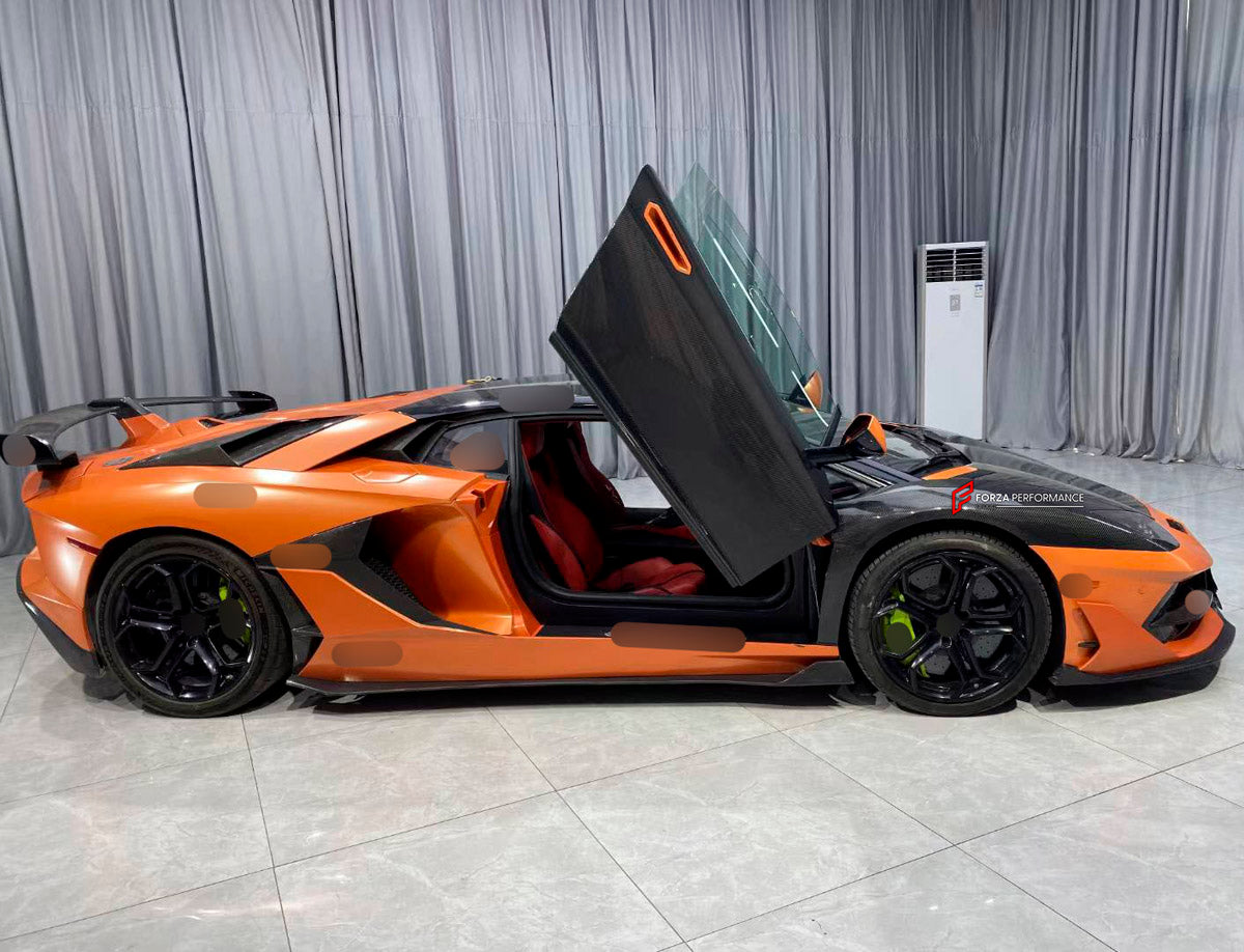 DRY CARBON Front Fenders for Lamborghini Aventador LP700 LP720 LP750 2011 - 2022
Set includes:

Front Fenders
Material: Dry Carbon

NOTE: Professional installation is required.