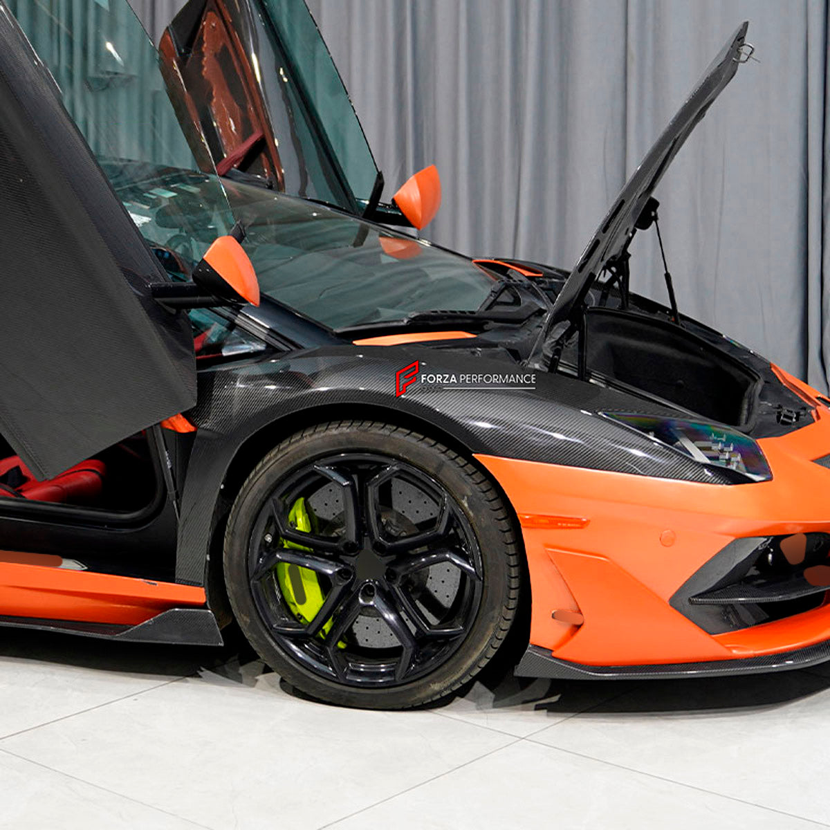 DRY CARBON Front Fenders for Lamborghini Aventador LP700 LP720 LP750 2011 - 2022
Set includes:

Front Fenders
Material: Dry Carbon

NOTE: Professional installation is required.