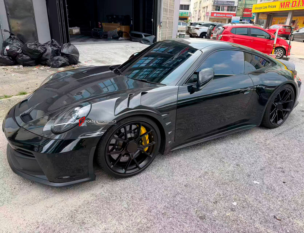 DRY CARBON Front Fenders for Porsche 911 992.1 Carrera 2019 - 2025
Set includes:

Front Fenders
Material: Dry Carbon

NOTE: Professional installation is required.