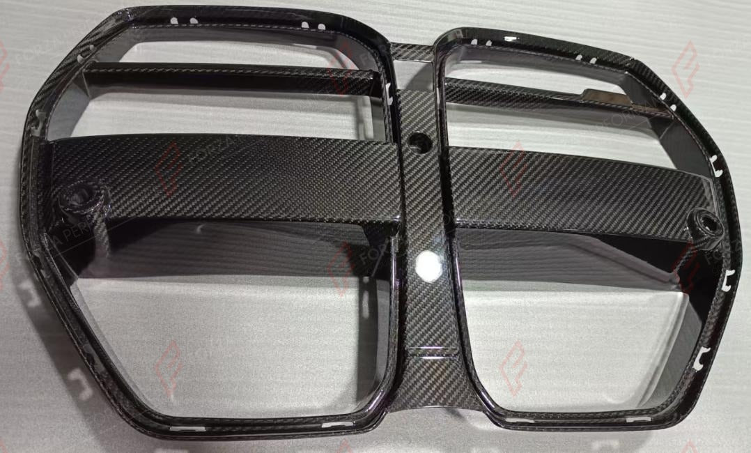 DRY CARBON FRONT GRILLE 1 PIECE for BMW M3 G80 2021+ V Style
Set includes:

Front Grille
Material: Dry Carbon

NOTE: For G80 M3 only. Professional installation is required.