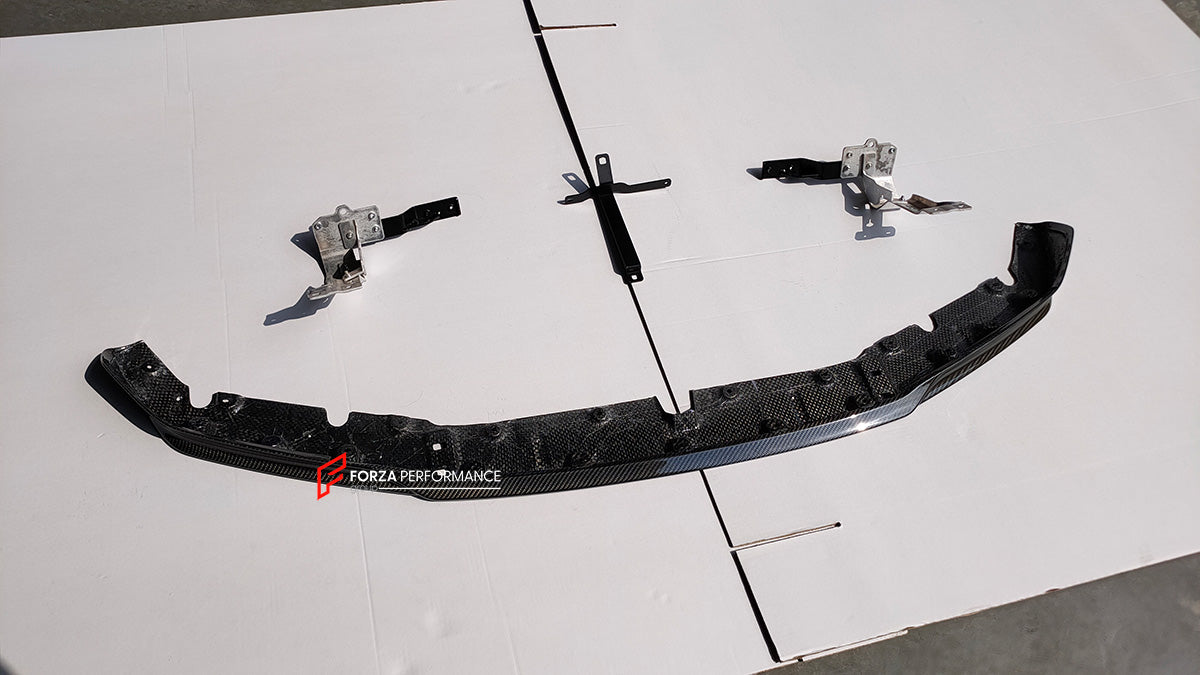 DRY CARBON FRONT LIP for BMW M5 F90 LCI 2020+ CS

Set includes:

Front Lip

Material: Real Dry Carbon Fiber

Note Professional installation is required