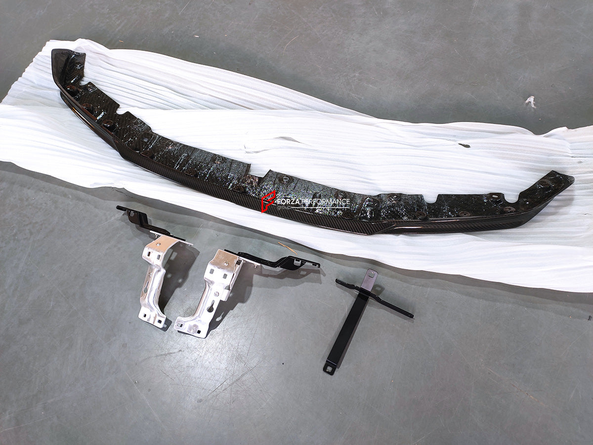 DRY CARBON FRONT LIP for BMW M5 F90 LCI 2020+ CS

Set includes:

Front Lip

Material: Real Dry Carbon Fiber

Note Professional installation is required