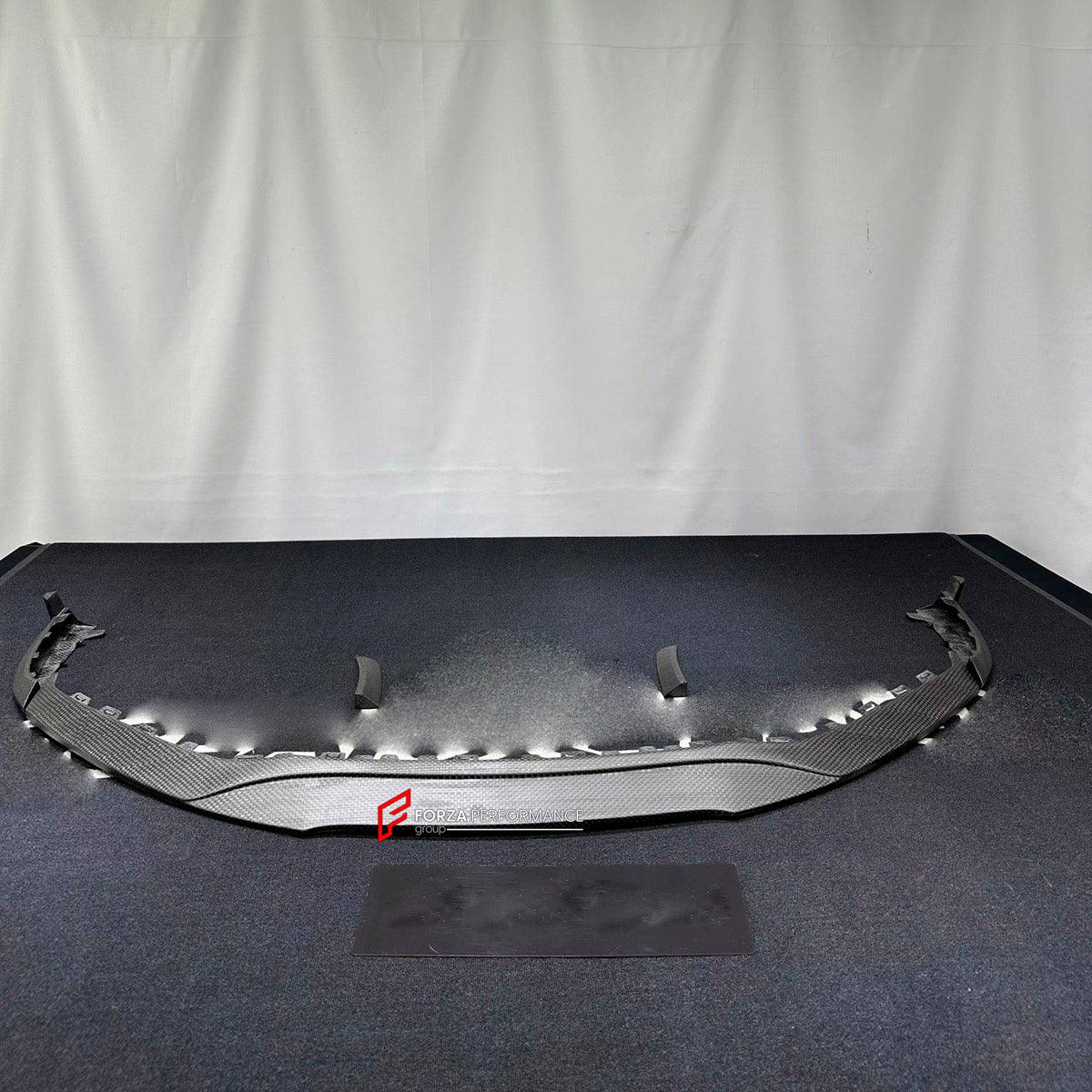 Dry Carbon Front Lip for Porsche 911 992.2 2024+
Set includes:

Front Lip
Material: Dry Carbon

NOTE: Professional installation is required.