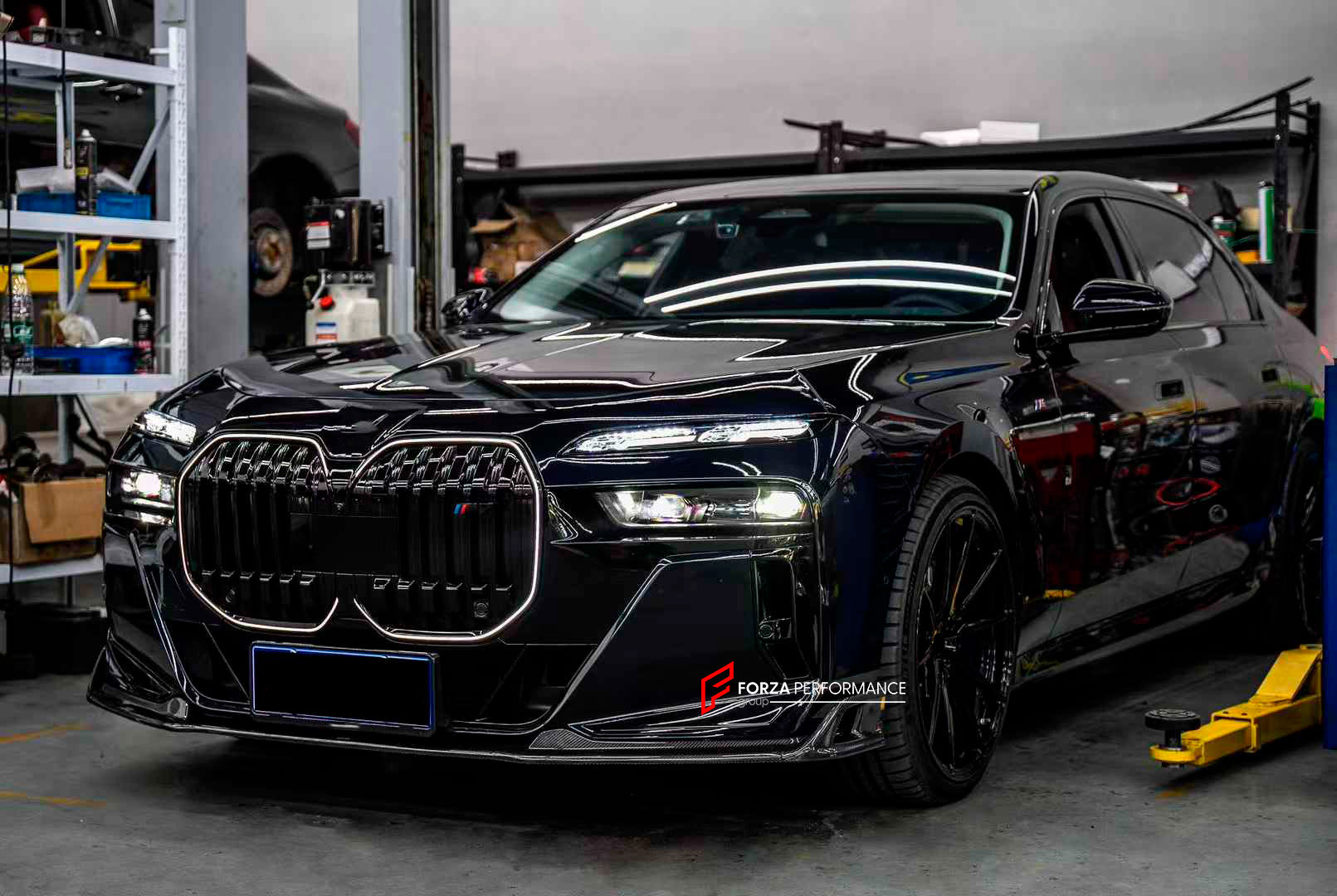 DRY CARBON FRONT LIP for BMW 7 SERIES G70 2022+