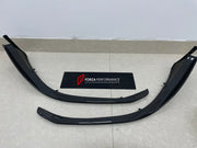 DRY CARBON FRONT LIP SPLITTER for FERRARI 296 GTB GTS 2022+

Set includes:
Front Lip Splitter

Material: Dry Carbon

NOTE: Professional installation is required.