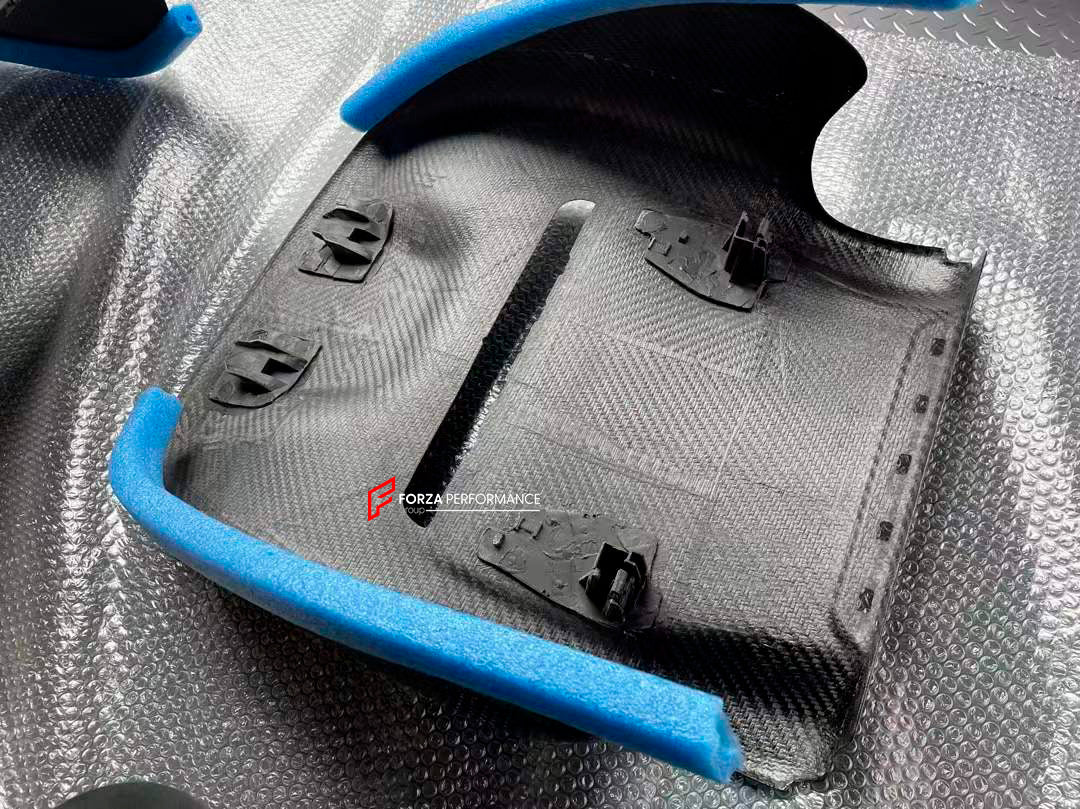 DRY CARBON FRONT SEAT BACK COVERS for MERCEDES BENZ G-CLASS W465 G450 G350 G500 G550 AMG G63 2024+

Set includes:

Seat Covers

Material: Carbon Fiber

NOTE: Professional installation is required.