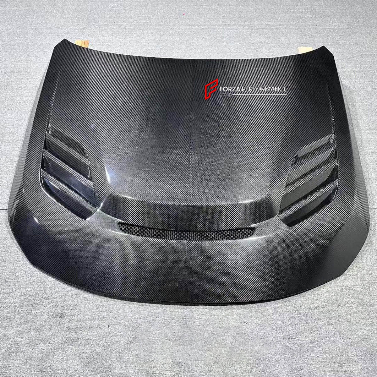 DRY CARBON HOOD BONNET for BMW 2 SERIES G42 M2 G87 2021+ FORZA PERFORMANCE custom fit V Style

Set includes:
Hood Bonnet

Material: Dry Carbon

NOTE: Professional installation is required.