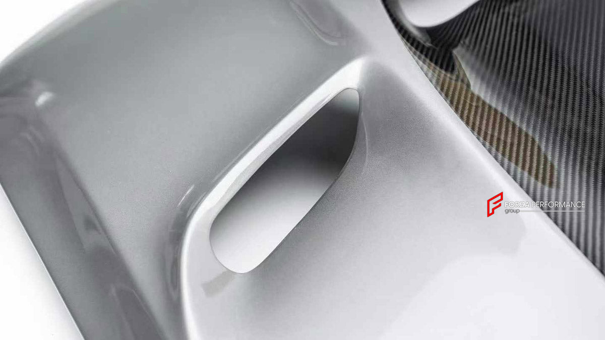 DRY CARBON HOOD BONNET for BMW M3 G80 G81 M4 G82 2020+

Set includes:
Hood Bonnet

Material: Dry Carbon, Tempered Glass

NOTE: Professional installation is required.