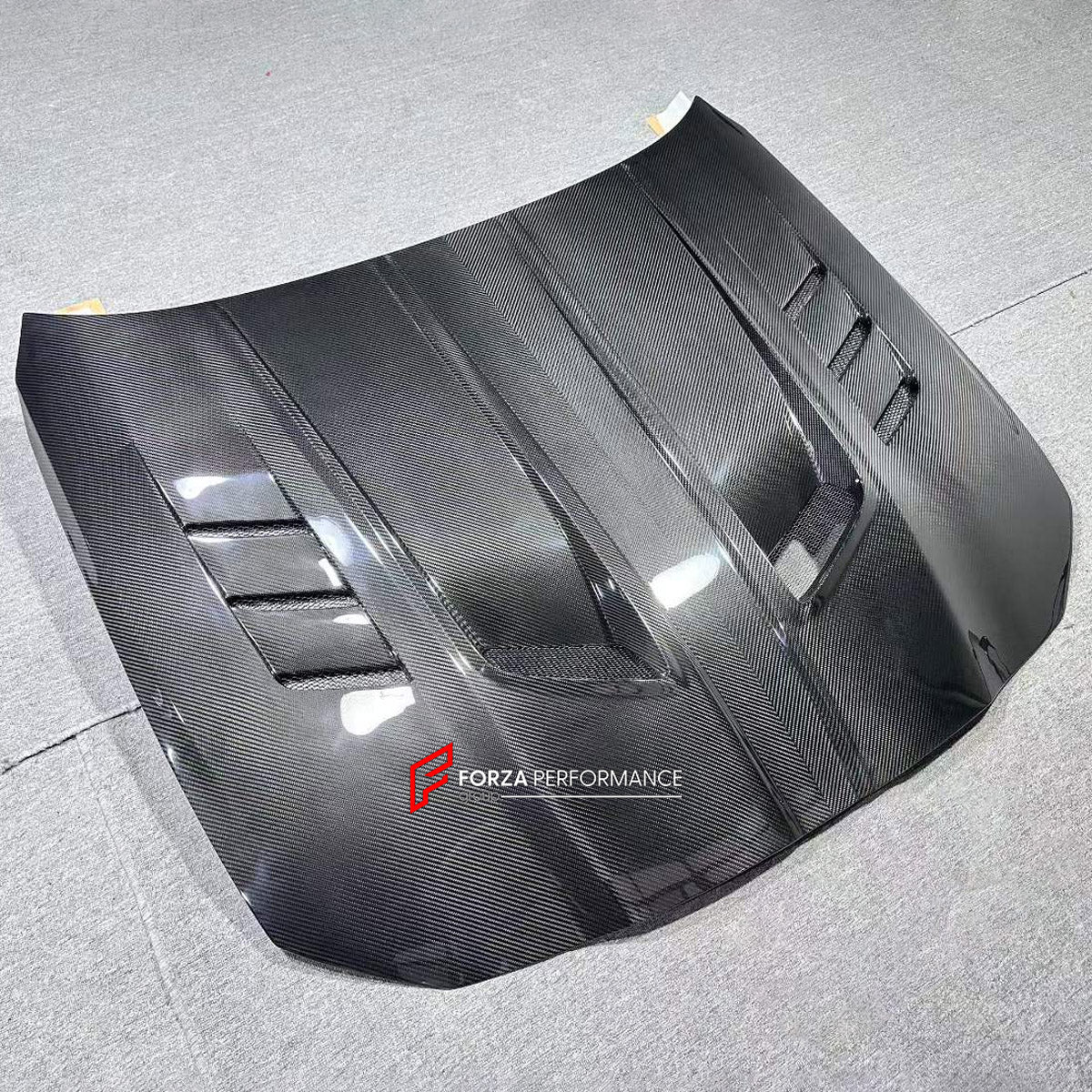 DRY CARBON HOOD BONNET for BMW M3 G80 G81 M4 G82 G83 2020+

Set includes:
Hood Bonnet

Material: Dry Carbon

NOTE: Professional installation is required.
