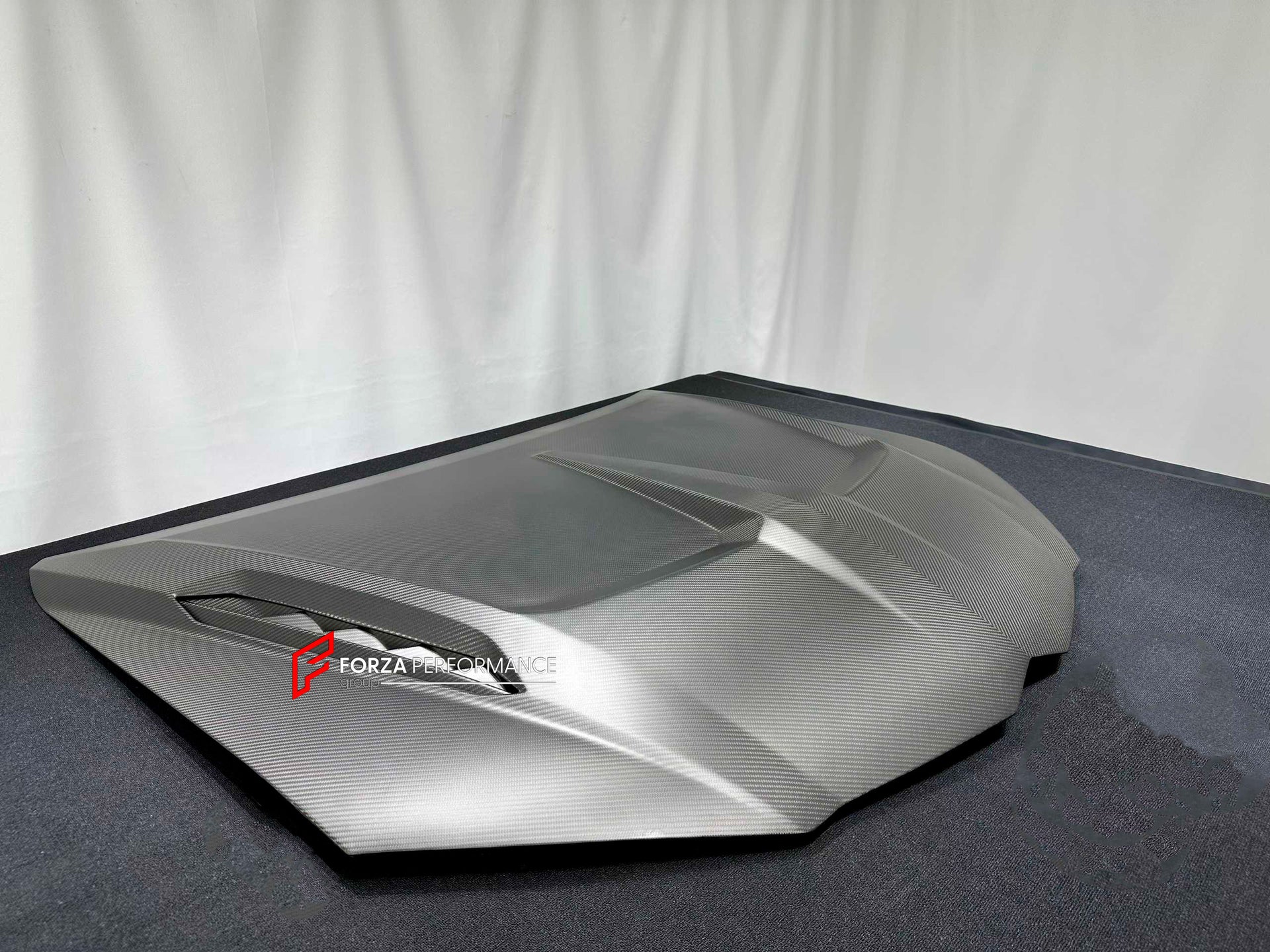DRY CARBON HOOD BONNET for LAMBORGHINI URUS 2018+

Set includes:


Hood Bonnet

Material: Dry Carbon

Note: Professional installation is required