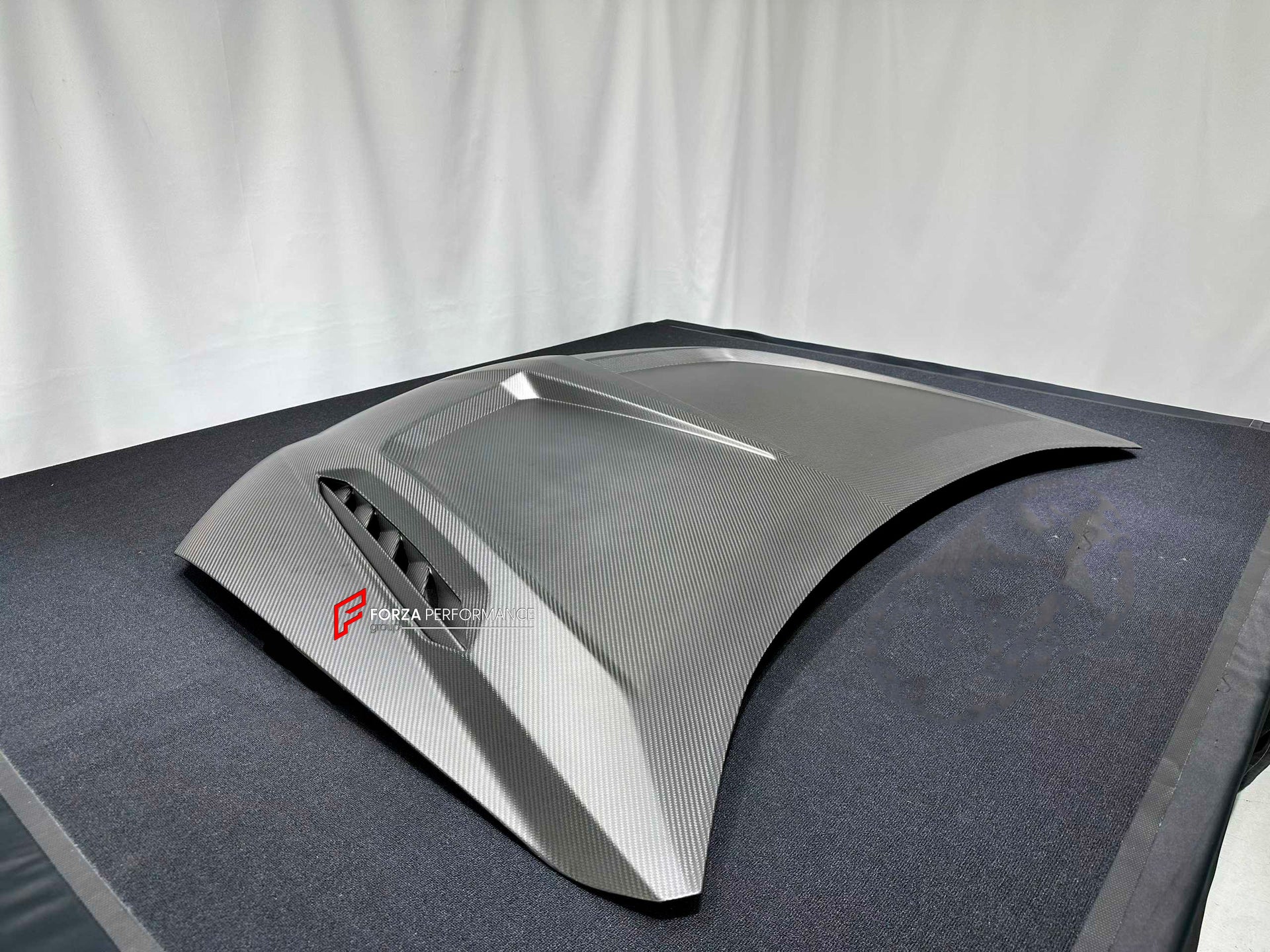 DRY CARBON HOOD BONNET for LAMBORGHINI URUS 2018+

Set includes:


Hood Bonnet

Material: Dry Carbon

Note: Professional installation is required