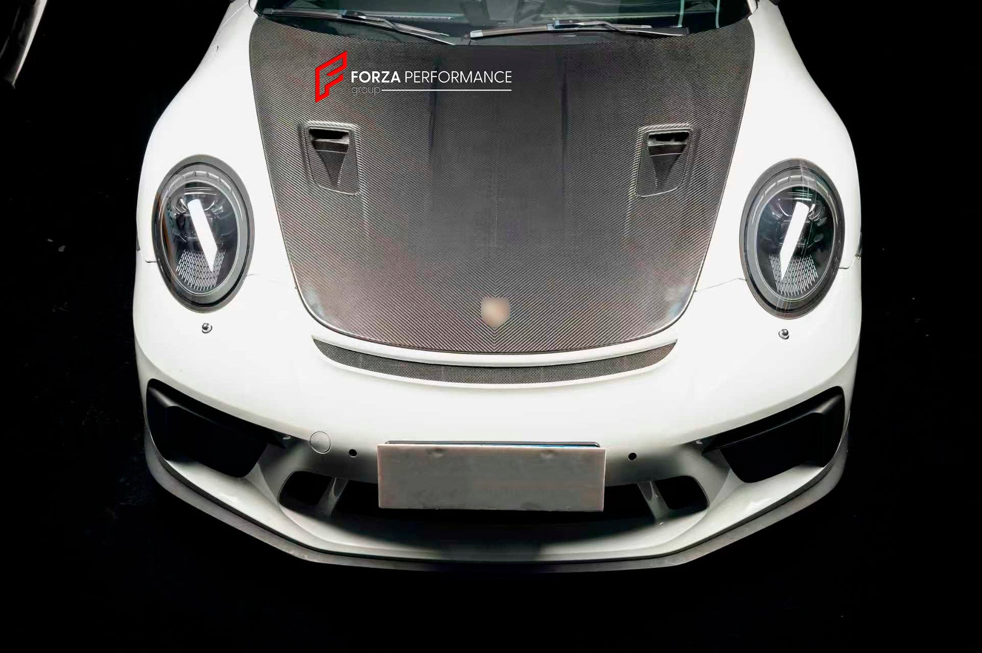 DRY CARBON HOOD BONNET for Porsche 911 991 GT3 RS 2011 - 2019
Material: Dry Carbon

NOTE: Professional installation is required.