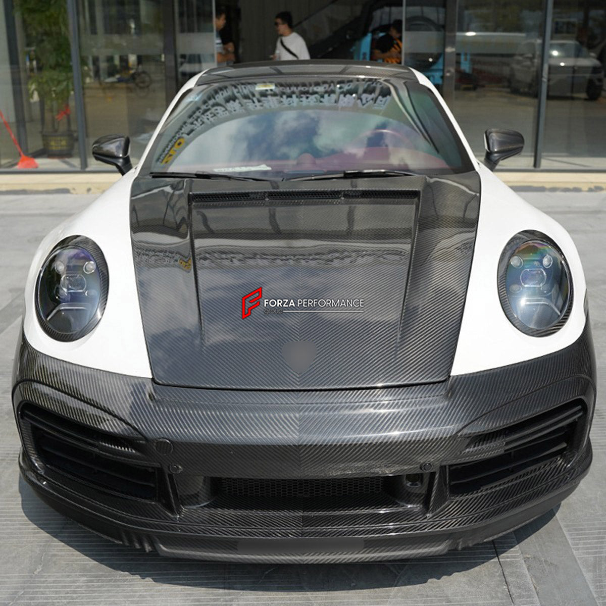 DRY CARBON Hood Bonnet for Porsche 911 992 2019+
Set includes:

Hood Bonnet
Material: Dry Carbon

NOTE: Professional installation is required.