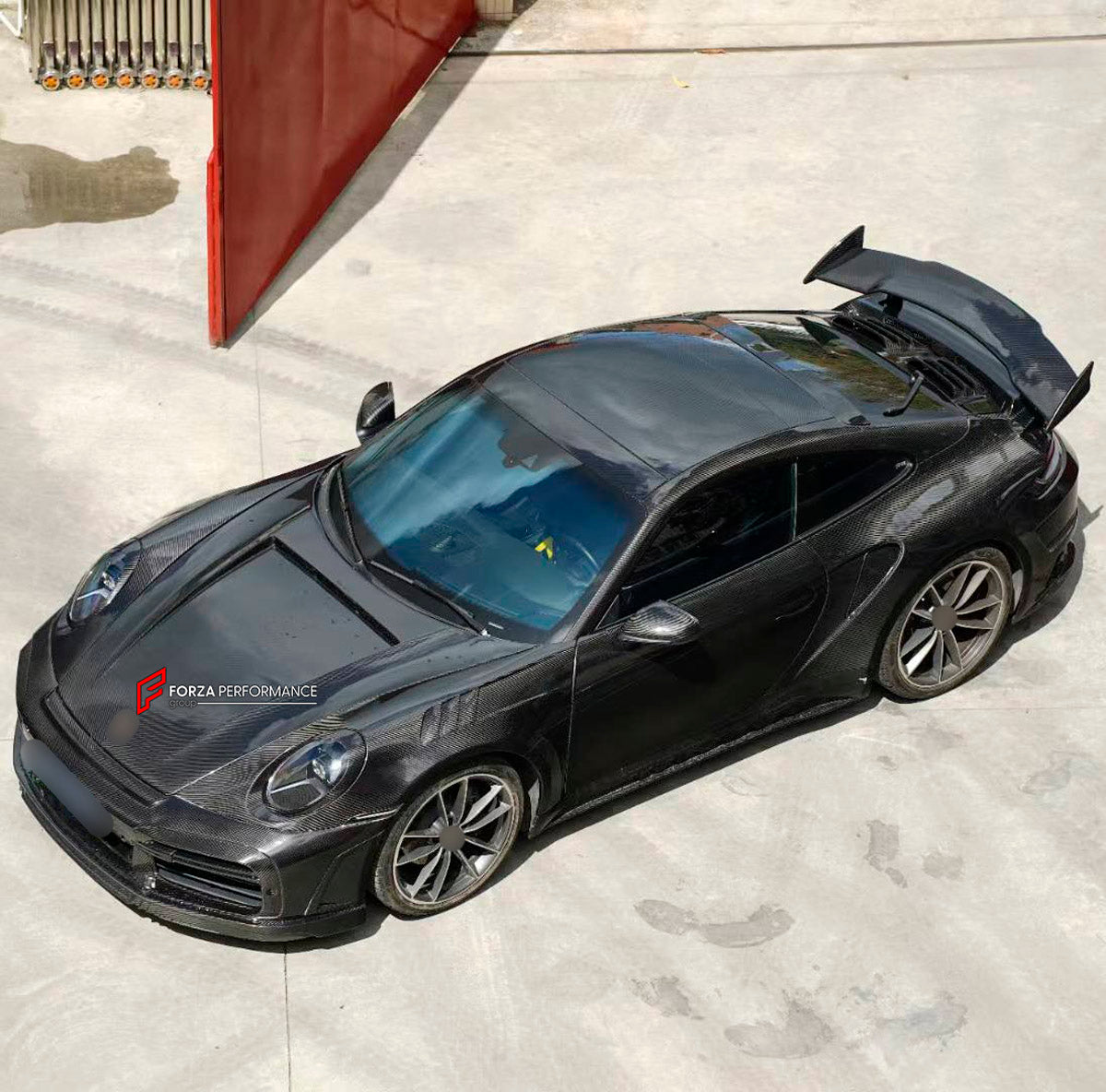 DRY CARBON Hood Bonnet for Porsche 911 992 2019+
Set includes:

Hood Bonnet
Material: Dry Carbon

NOTE: Professional installation is required.