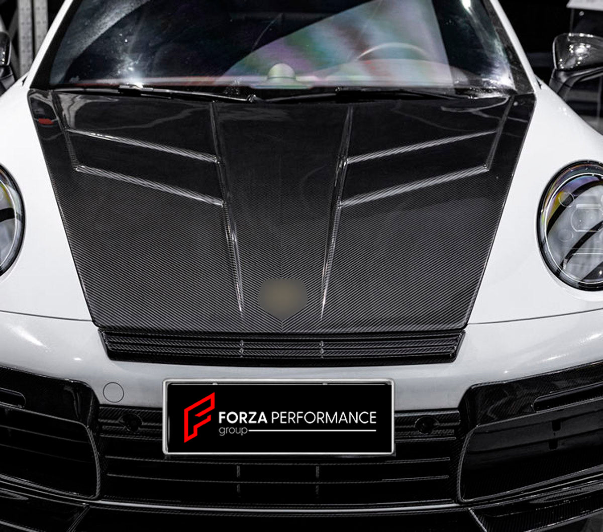 DRY CARBON Hood Bonnet for Porsche 911 992 2019+
Set includes:

Hood Bonnet
Material: Dry Carbon

NOTE: Professional installation is required.