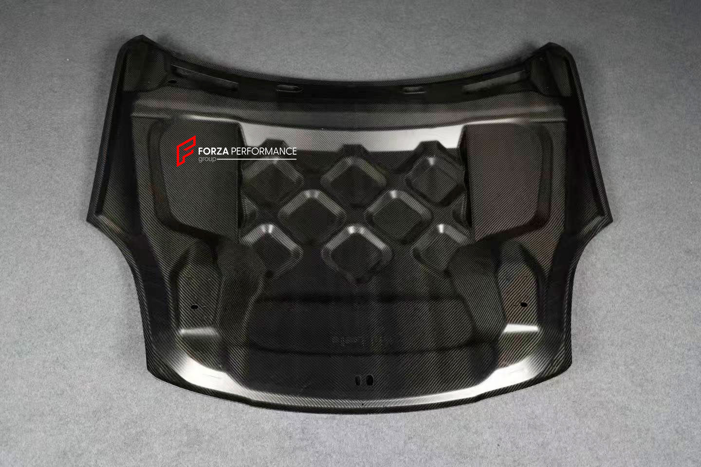 DRY CARBON HOOD BONNET for PORSCHE CAYENNE E3 9Y0 9YA SUV FACELIFT 2023+

Set includes:

Hood Bonnet

Material: Dry Carbon

Note: Professional installation is required.