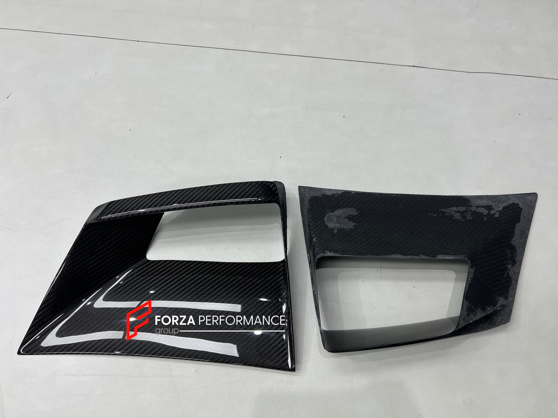DRY CARBON HOOD INSERTS for LAMBORGHINI HURACAN 2014 - 2024 FORZA PERFORMANCE custom fit buy Ocean Design style design
